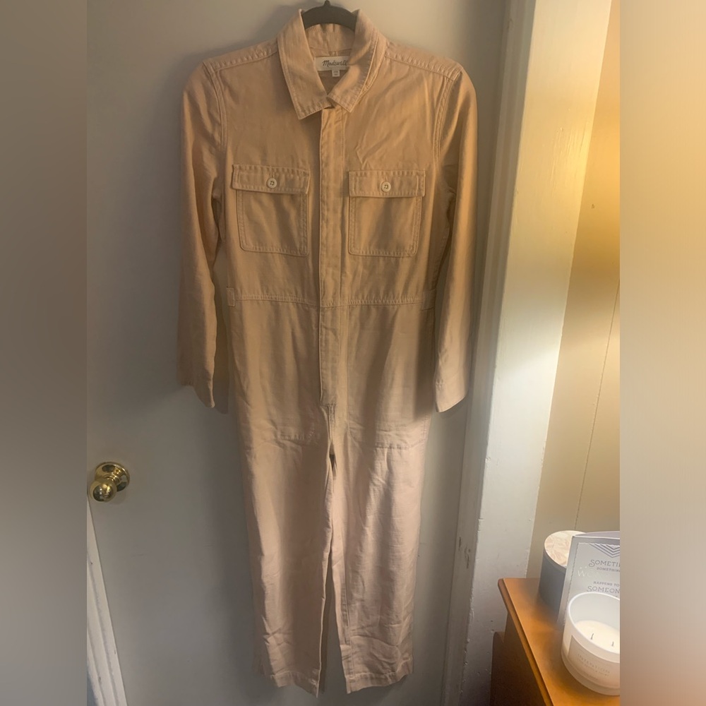 Madewell Jumpsuit with pockets in Beige Sz. XXS